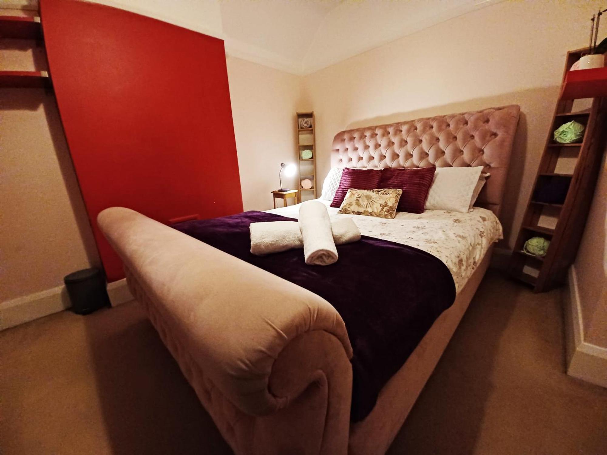 The Gemstone Manor Watford (Hertfordshire)